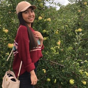 Meet your Posher, Beatrice